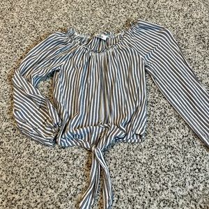 striped Hollister knot top